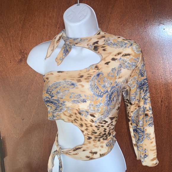 579 Tops - Sexy Leopard Print Women’s One Shoulder Top Rave Dance Party Club Wear Small